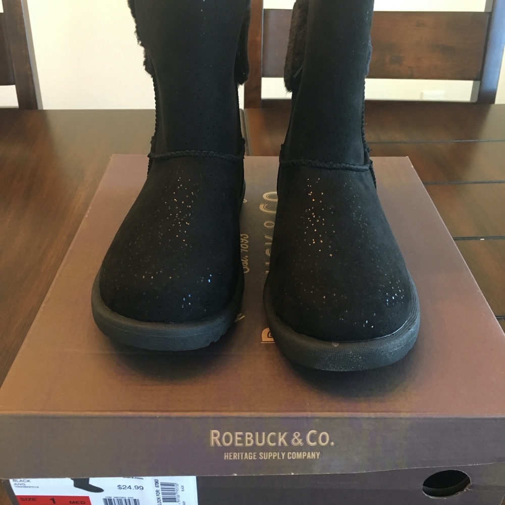 Girl's boots